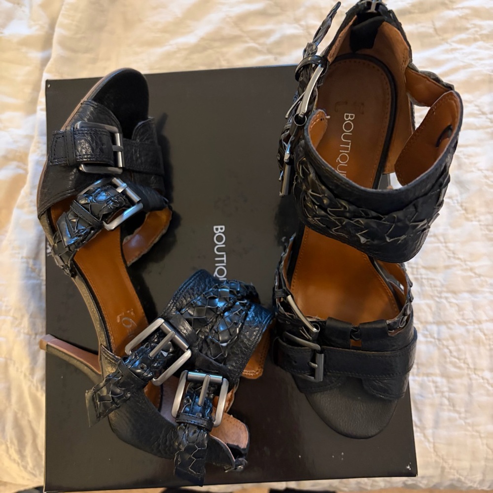 Boutique 9 Black Braided Leather Buckle Heeled Sandals SZ 8